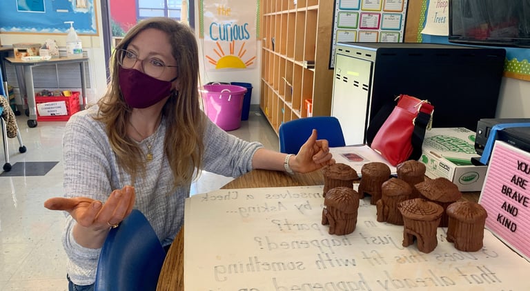 parent helping in the classroom