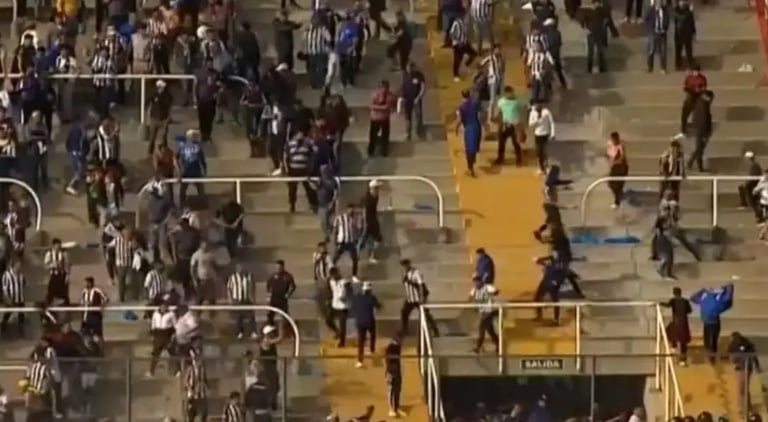 Daños o lesiones en estadios de futbol