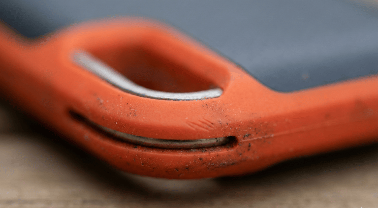 Design Funcional: o detalhe do mosquetão para transporte.