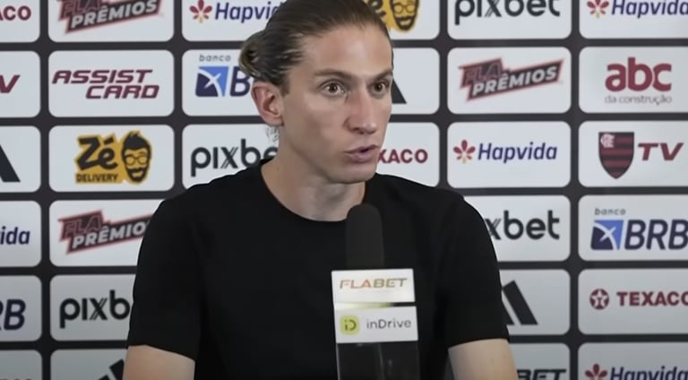 Filipe Luis em entrevista coletiva após empate com Ceará no Castelão.