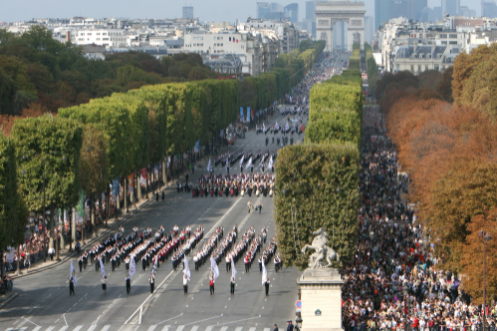2007 - La Bagad de Vire Saint lô aux Champs Elysées