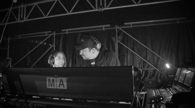 Leonardo Murcia diseñador de iluminación, MA Colombia, espectáculos plaza de Bolivar