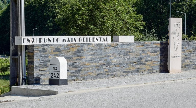EN2 ponto mais ocidental da estrada nacional 2