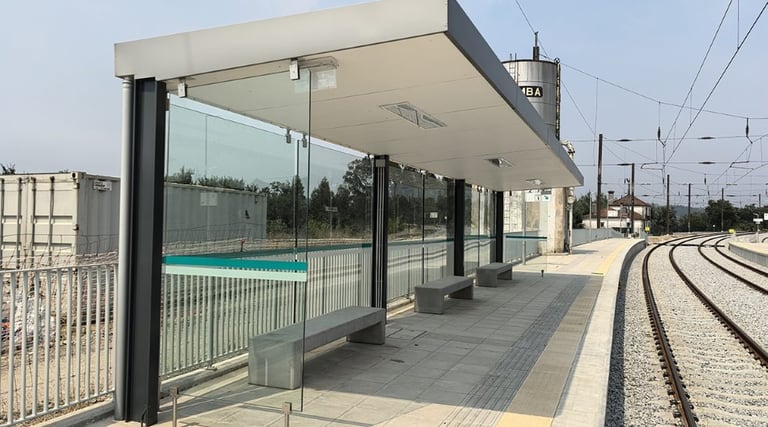 abrigo-Estação-Santa-Comba-Dão