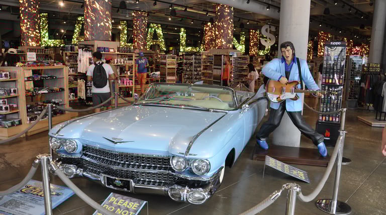 elvis display in hollywood