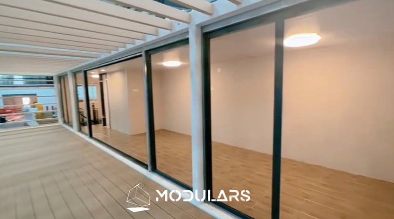 Vivienda modular VM2A1 de doble piso personalizable, MODULARS España
