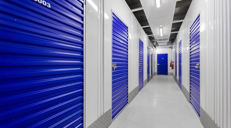 Compact steel storage compartments – Dubai selfstore project by IN SAFE