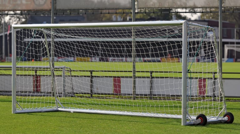 Aluminium voetbaldoel op maat voor een voetbalvereniging