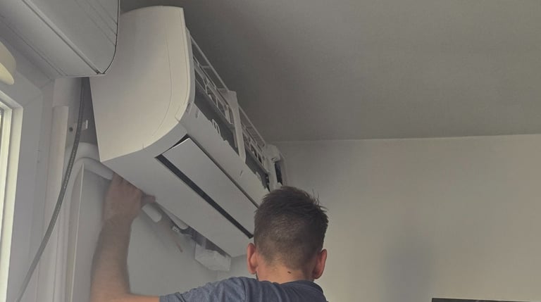 Réparation d'une fuite frigorifique sur unité murale