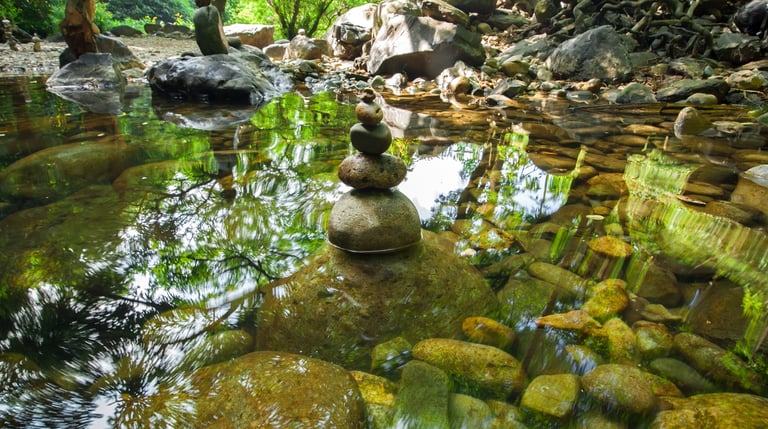 Balancing Rocks in Water