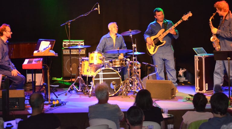 Wach4tet - Jazz/Rock