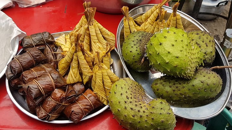 Le marché de Sawi Ying Chaoren (ตลาดนัดยิ่งเจริญ)