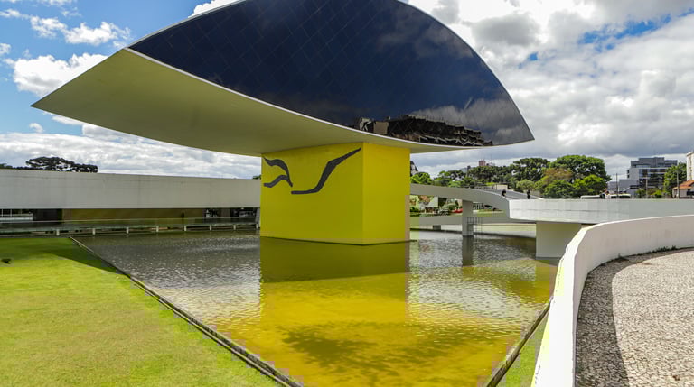 Museu Oscar Niemeyer (Curitiba, PR)