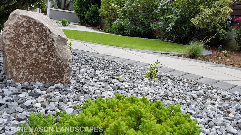 Aggregates & rocks, curvey path and circle lawn Romford - Hornchurch - Brentwood - Upminster
