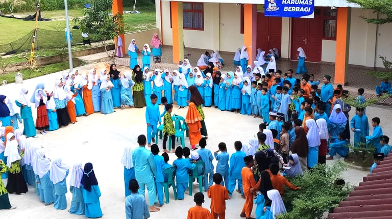 SD Juara Batam Harumas Berbagi PT Usaha Kiat Permata CSR