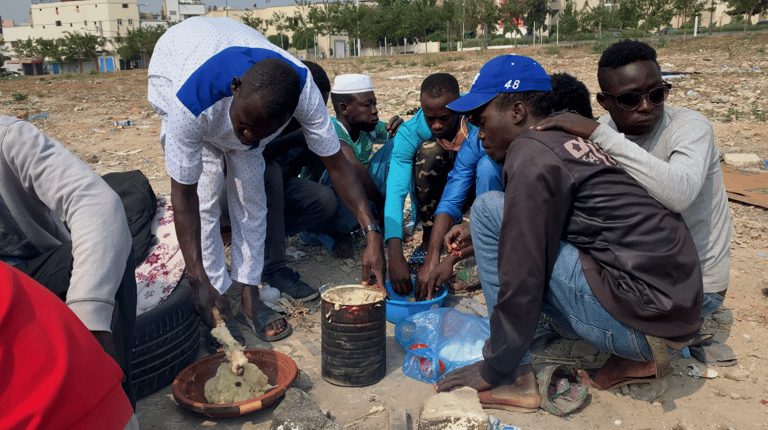"THIS JUNGO LIFE" takes us inside the lives of young refugees and asylum seekers from Sudan, living on the streets of Morocco