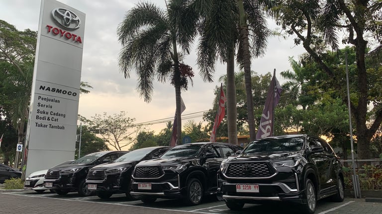 pembelian innova zenix q modelista dan innova reborn facelift baru di nasmoco bantul jogja