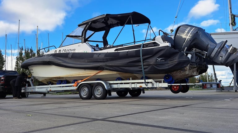 Grande remorque bateau