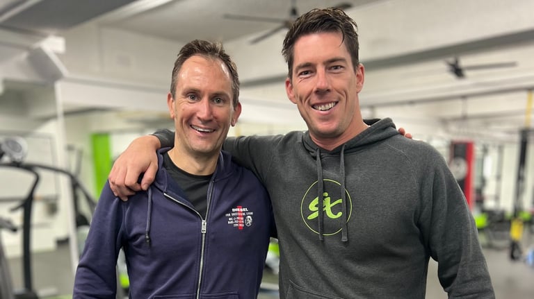 happy member with personal trainer at 6X Training in Maroubra