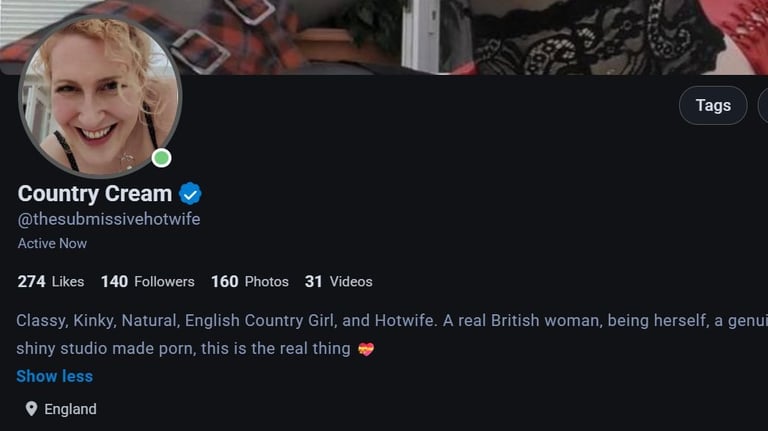 Fansly @thesubmissivehotwife