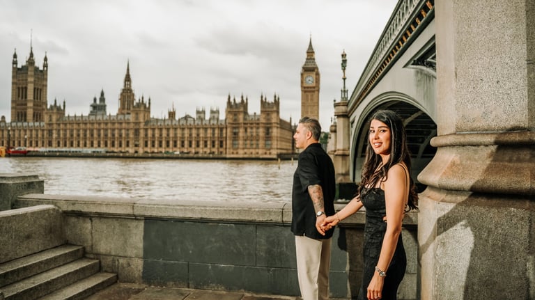 Couple by the River Thames with Westminster view, captured by Fred Art Studio.