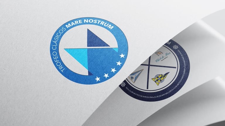Dibujo de un logo circular en tonos azules del Trofeo Clásicos Marenostrum