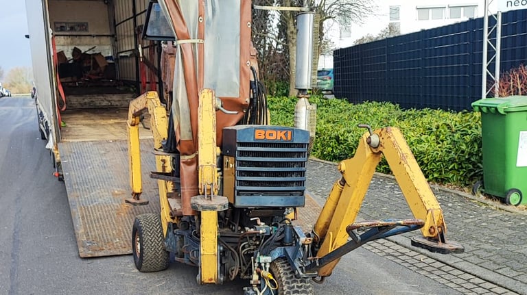 Baggertransport mit Spezial LKW