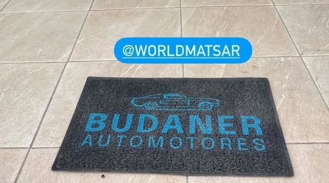 felpudo personalizado con logo concesionaria budaner