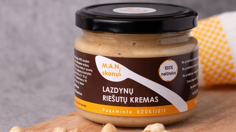 Lazdynų riešutų kremas