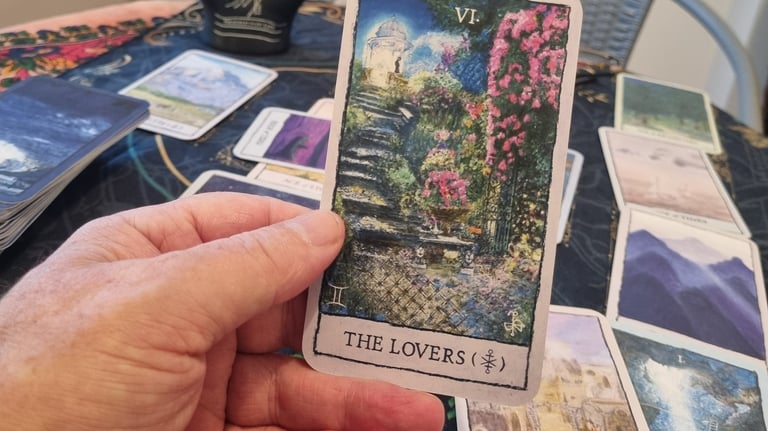 the lovers tarot card for relationship reading