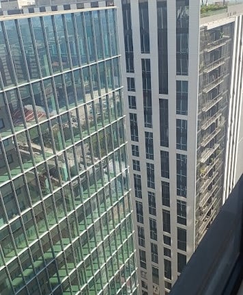 maniobras especiales para espacios reducidos en edificios altos en la CDMX con Jhony Moving