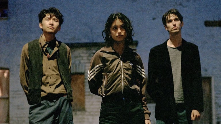 honeyglaze band took by Holly Whitaker.