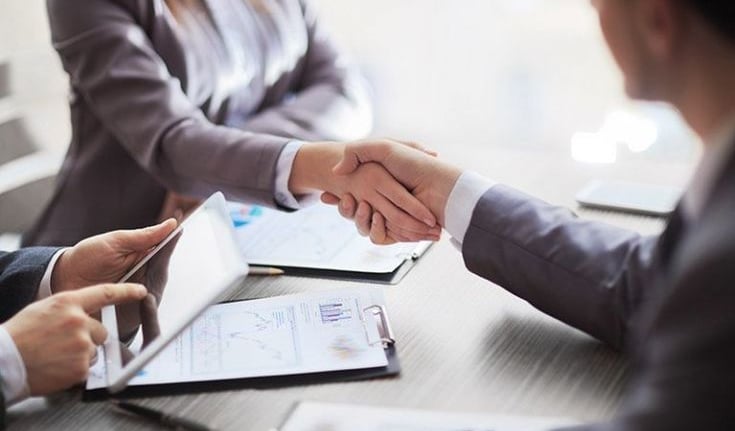 Evaluación discreta del servicio al cliente para asegurar la calidad y consistencia de la experiencia del cliente