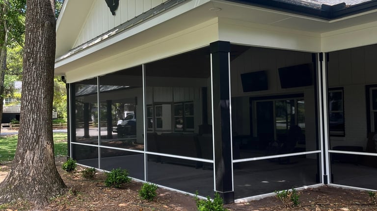 nice white aluminum screen system.