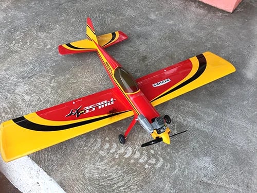 avião Pulse Hangar 9