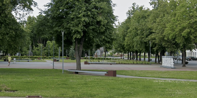 Nepriklausomybės aikštė