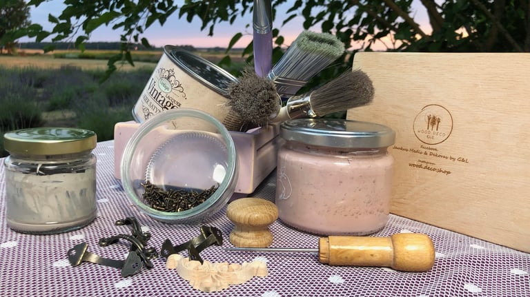 Kūrybinės dirbtuvėlės. Medžio dekoravimas Shabby Chic stiliumi