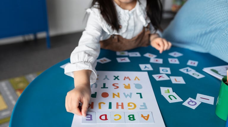 Laços Terapias - Guarapari ES - Marília - Psicopedagogia - Psicopedagoga