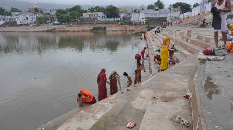 ladies washing at the Pushkar lake, Rajasthan, India