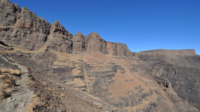 Sentinel peak, Drakensberg amphitheatre, South Africa 