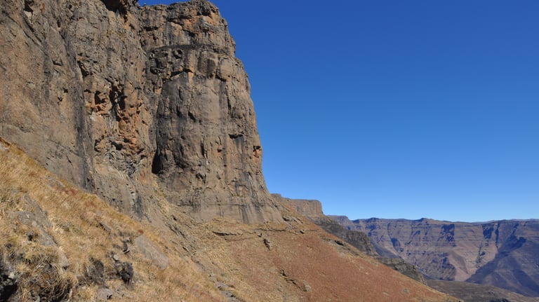 Sentinel peak, Drakensberg amphitheatre, South Africa 