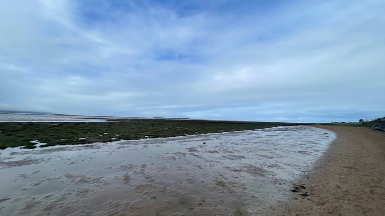 seafront between west Kirby and Hoylake