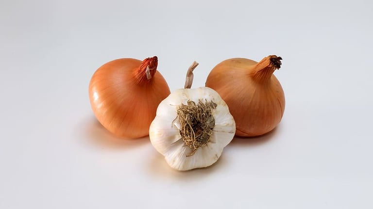 tres variedades de cebollas