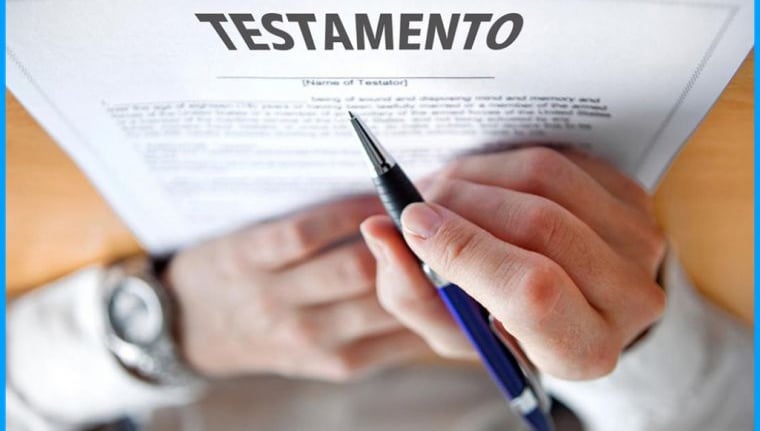 Firma de testamento con apoyo legal para herencias y sucesiones.