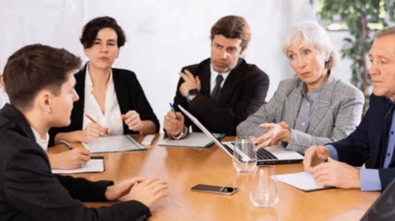 Abogados para herencias y sucesiones familiares sin conflictos.