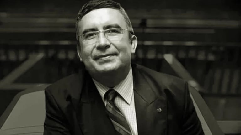 Necip Hablemitoğlu Kimdir?