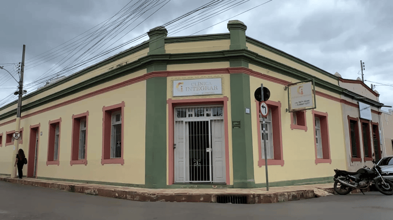 Fachada Clínica Integrar 1, Rua Goiás em Paracatu