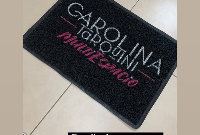 felpudo personalizado con logo belleza carolina