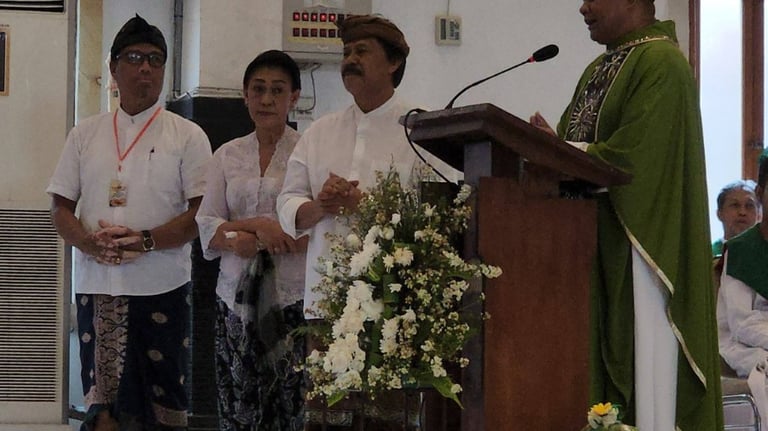 RP. Gabriel Madja, SVD Pastor Rekan Paroki Tritunggal Mahakudus Tuka