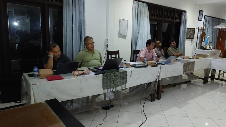 Dewan Harian dan Dewan Keuangan